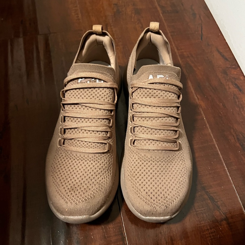 APL MAUVE ALMOND SHOES